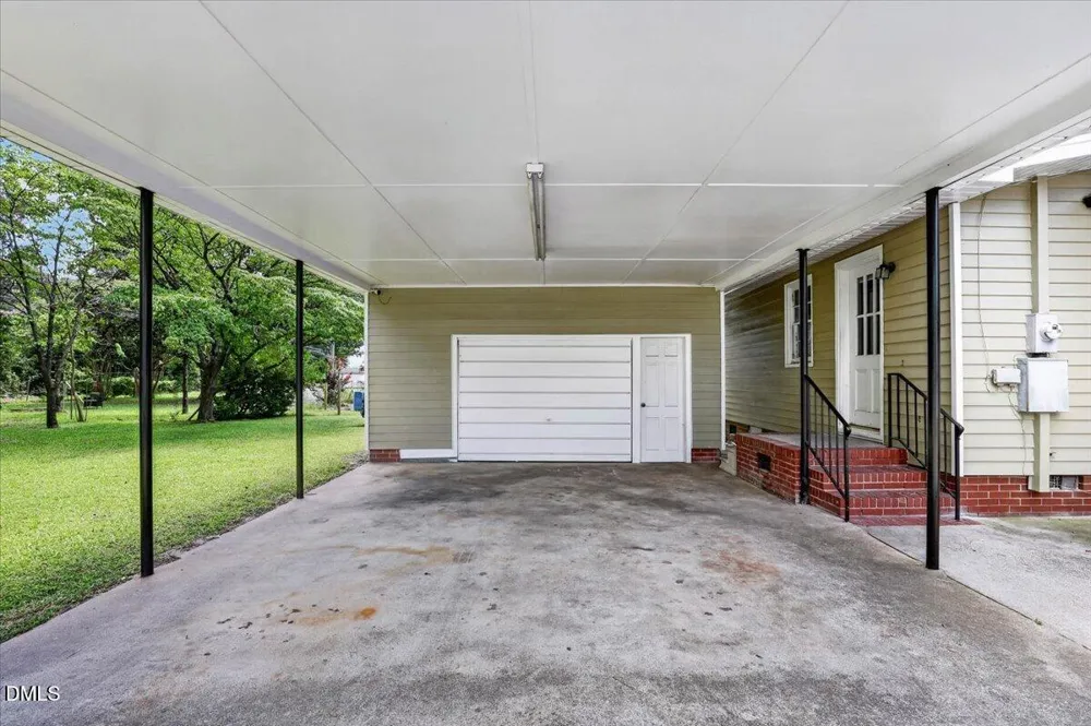 1001 S 2nd Street Smithfield, NC 27577