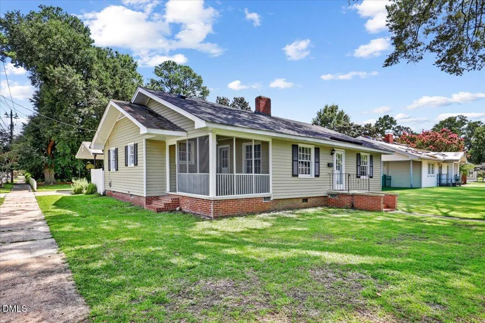 1001 S 2nd Street Smithfield, NC 27577