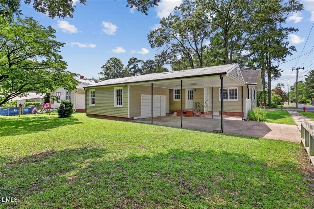1001 S 2nd Street Smithfield, NC 27577