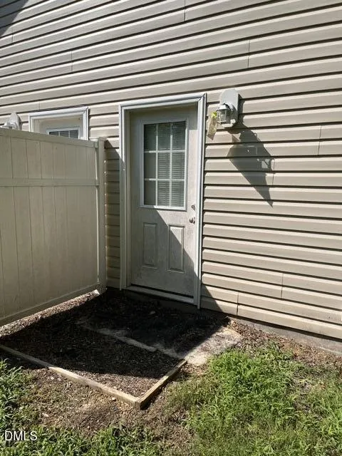 317 E Gilbreath Street Graham, NC 27253