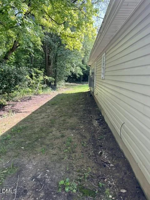 317 E Gilbreath Street Graham, NC 27253