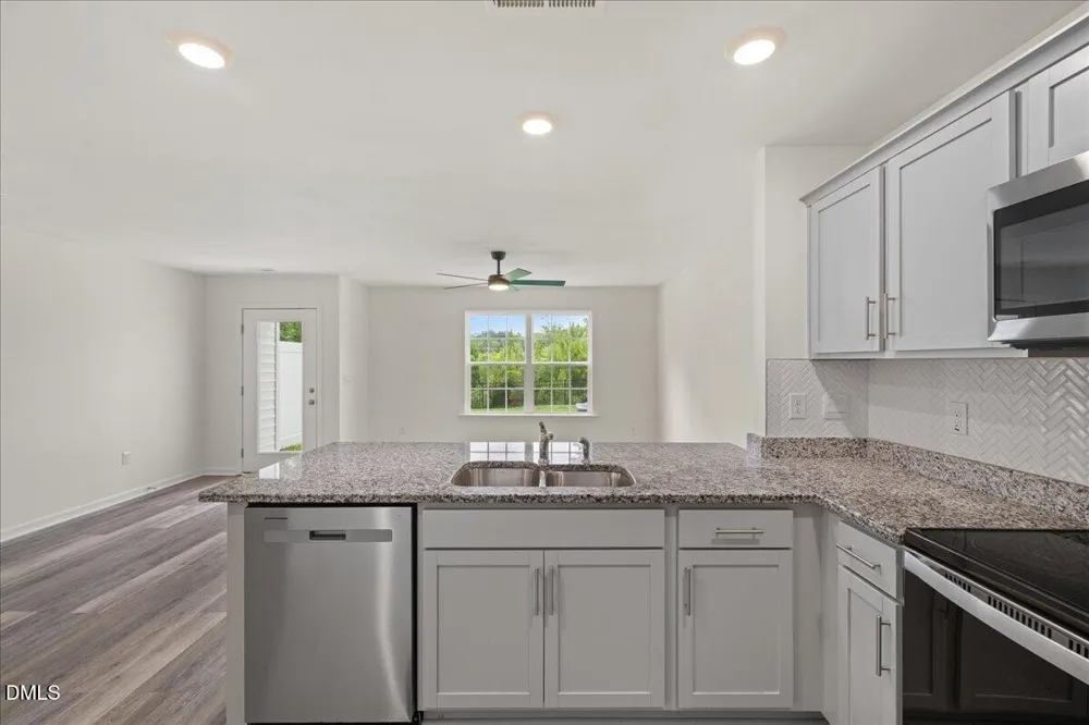 38 March Creek Drive Fuquay Varina, NC 27526