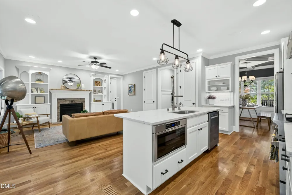 542 Walnut Street Cary, NC 27511