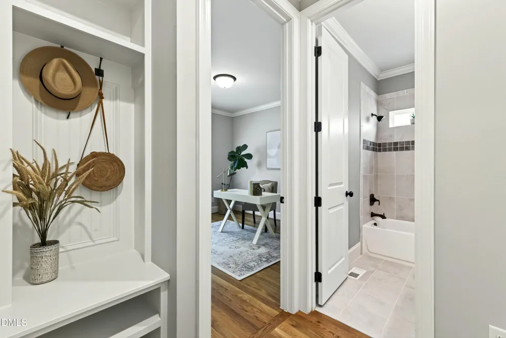 542 Walnut Street Cary, NC 27511