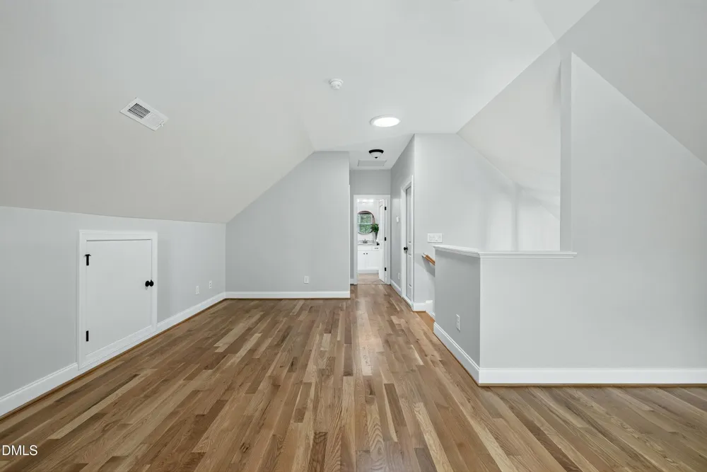 542 Walnut Street Cary, NC 27511