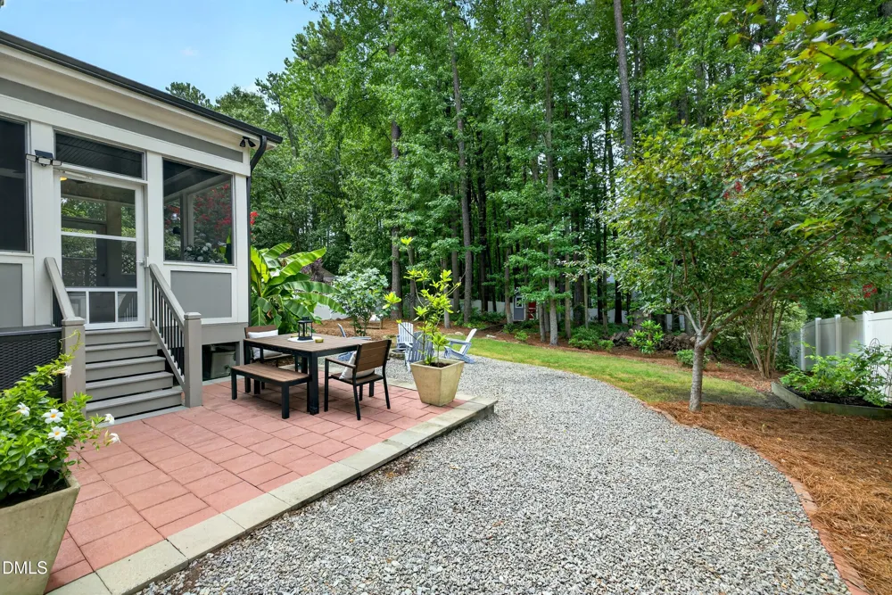 542 Walnut Street Cary, NC 27511