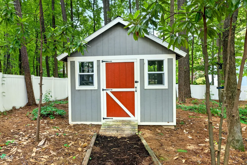 542 Walnut Street Cary, NC 27511