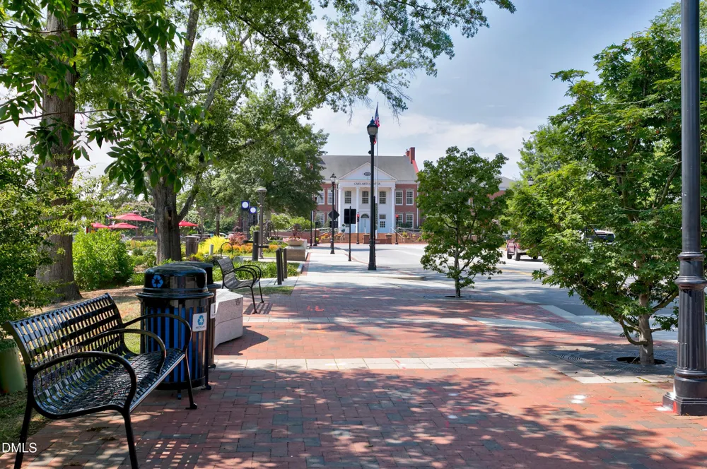 542 Walnut Street Cary, NC 27511