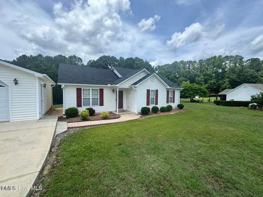 124 Stockbridge Drive Selma, NC 27576