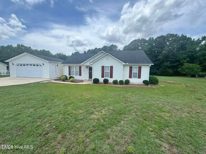124 Stockbridge Drive Selma, NC 27576