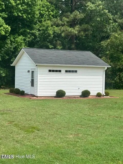124 Stockbridge Drive Selma, NC 27576