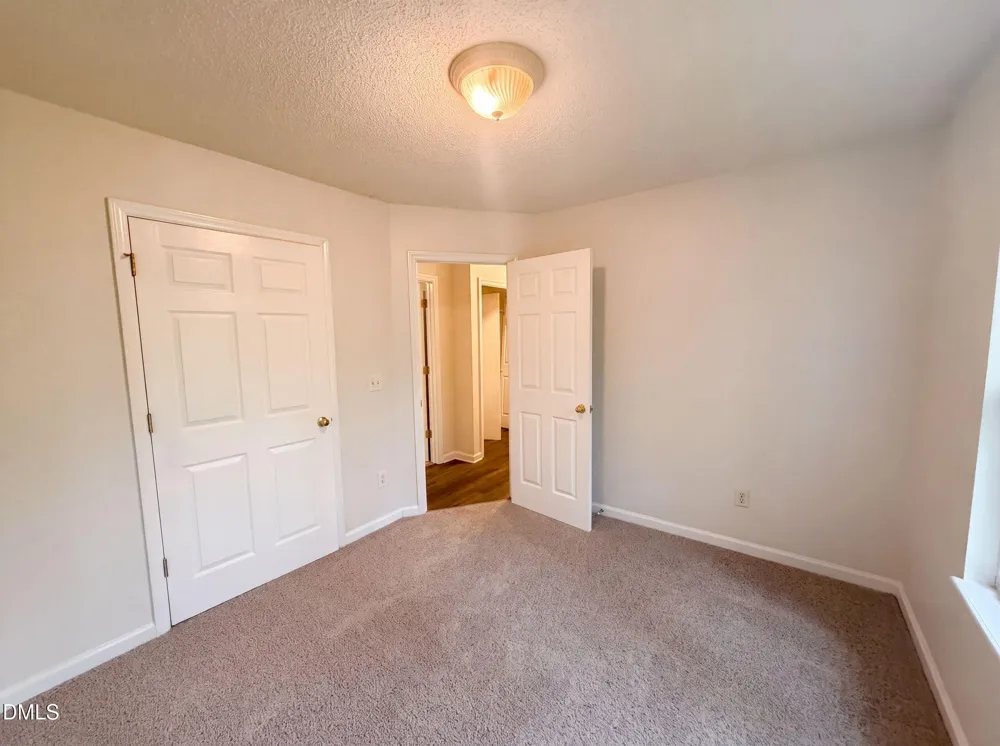 5501 Wagon Farm Road Efland, NC 27243