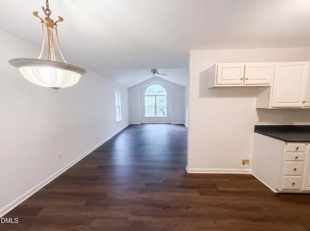 5501 Wagon Farm Road Efland, NC 27243