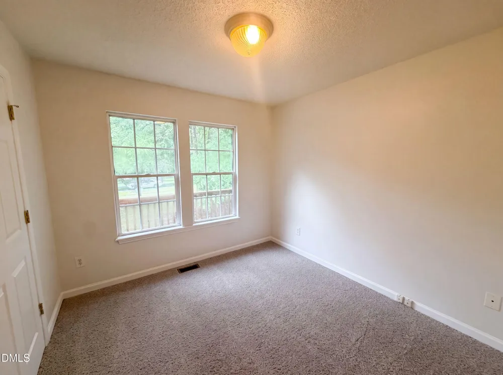 5501 Wagon Farm Road Efland, NC 27243