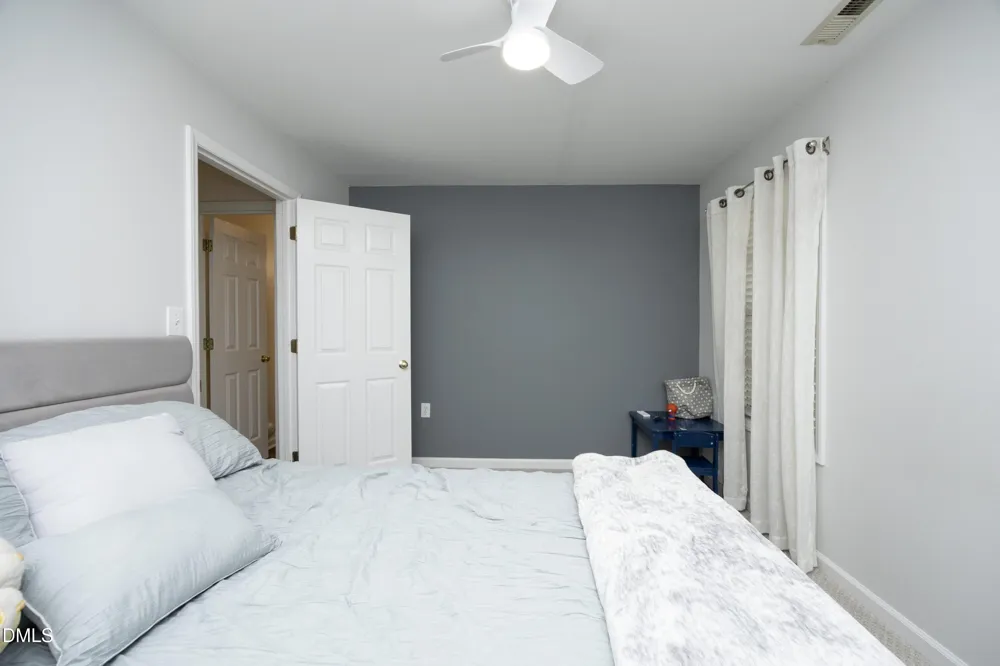 1112 Renshaw Court Cary, NC 27518