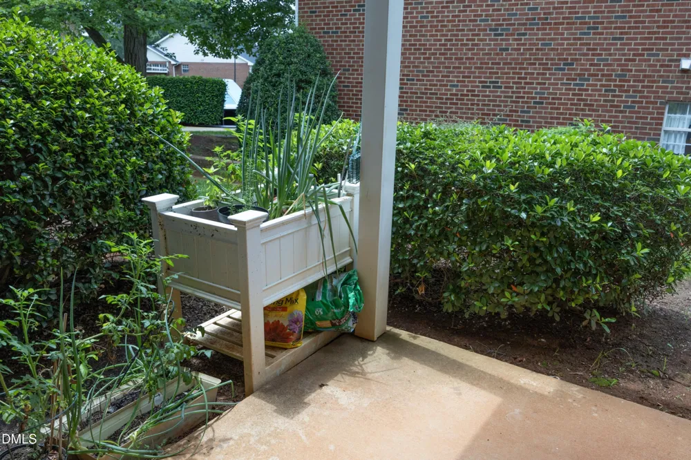 1112 Renshaw Court Cary, NC 27518
