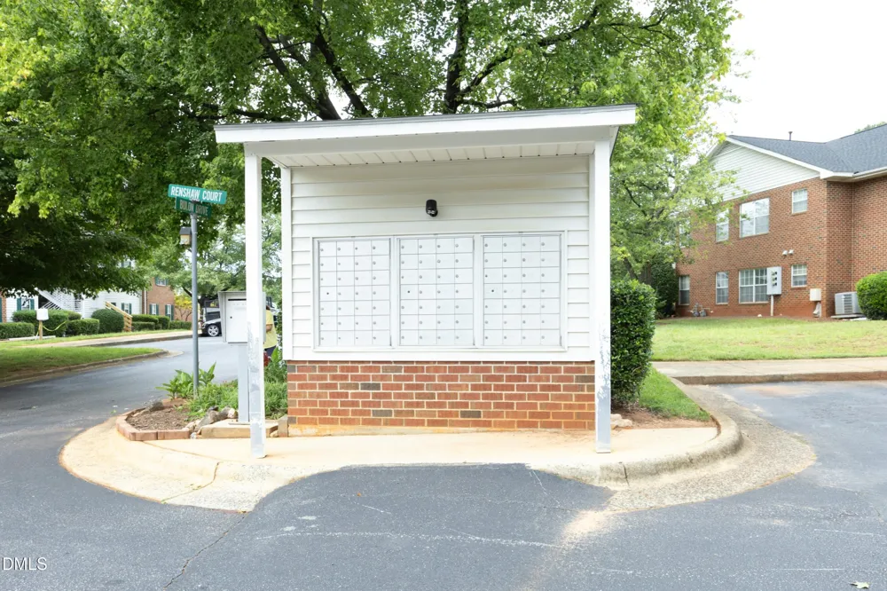 1112 Renshaw Court Cary, NC 27518