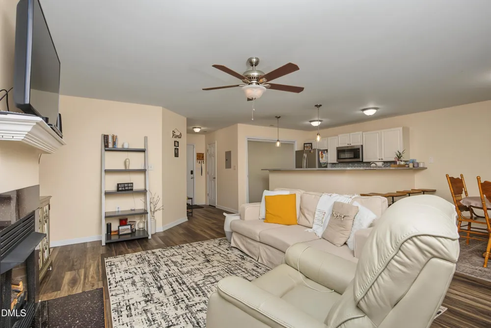 1112 Renshaw Court Cary, NC 27518