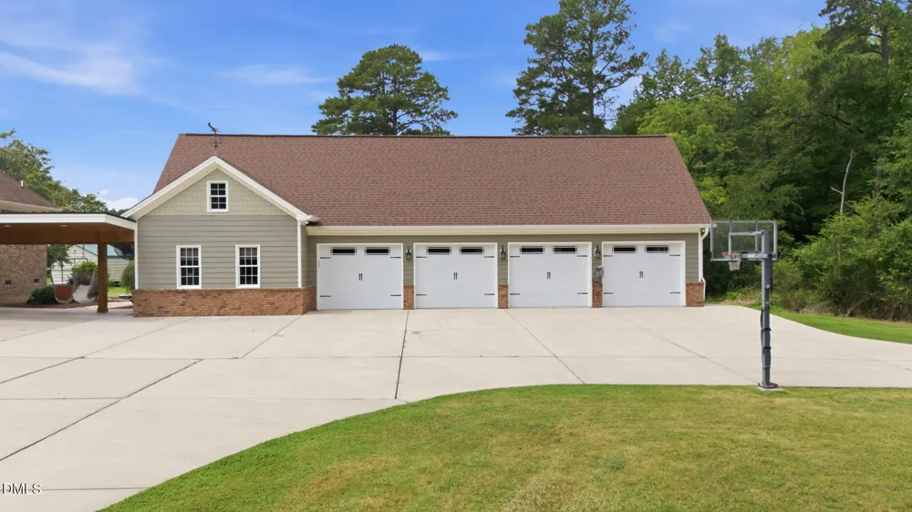 900 S Arendell Avenue Zebulon, NC 27597