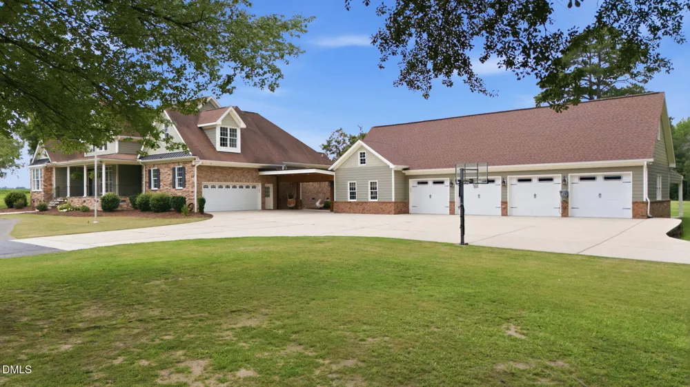 900 S Arendell Avenue Zebulon, NC 27597
