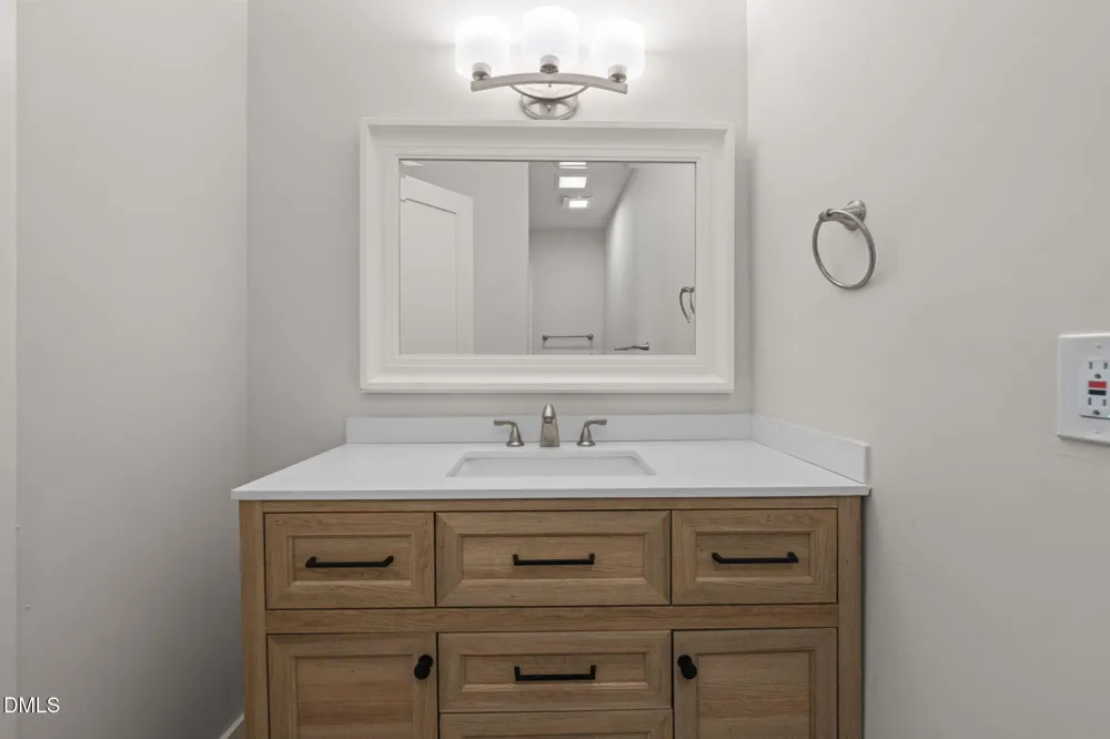 220 Elizabeth Street #Apt E4 Chapel Hill, NC 27514