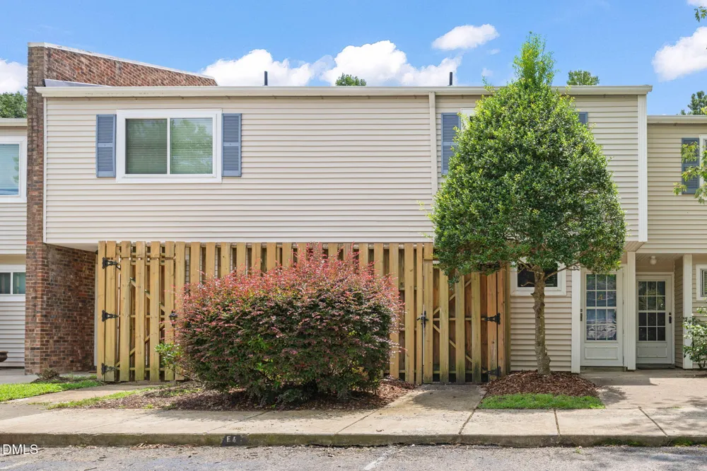 220 Elizabeth Street #Apt E4 Chapel Hill, NC 27514