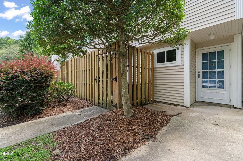 220 Elizabeth Street #Apt E4 Chapel Hill, NC 27514
