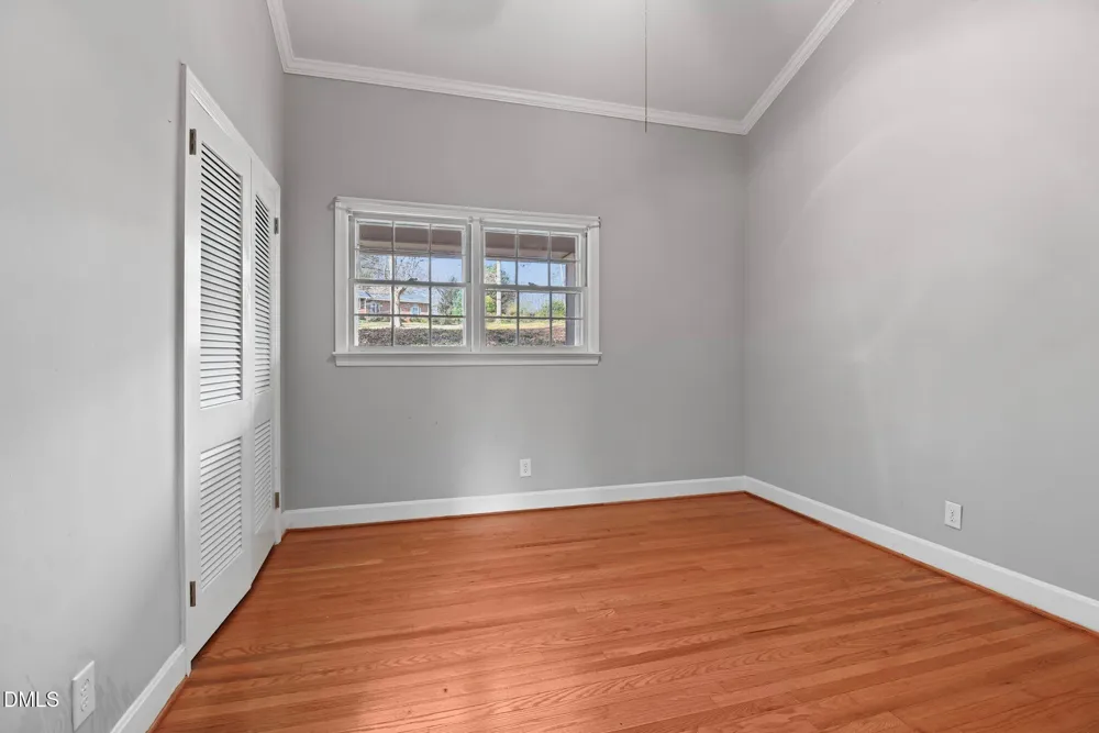 624 Brentwood Court Winston-Salem, NC 27104