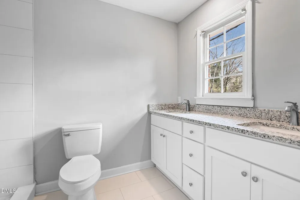 624 Brentwood Court Winston-Salem, NC 27104