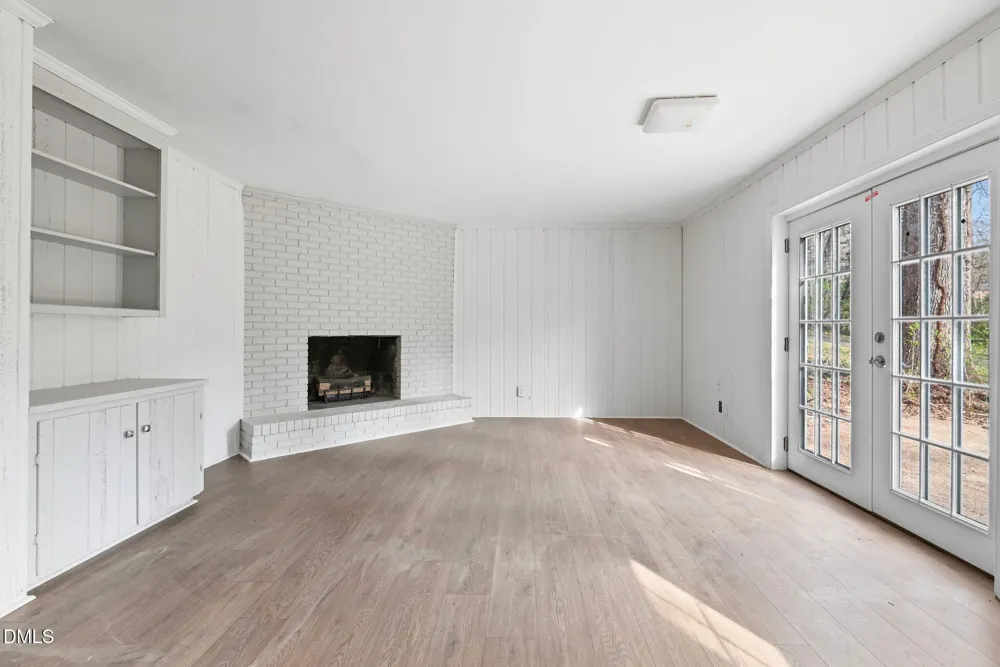 624 Brentwood Court Winston-Salem, NC 27104