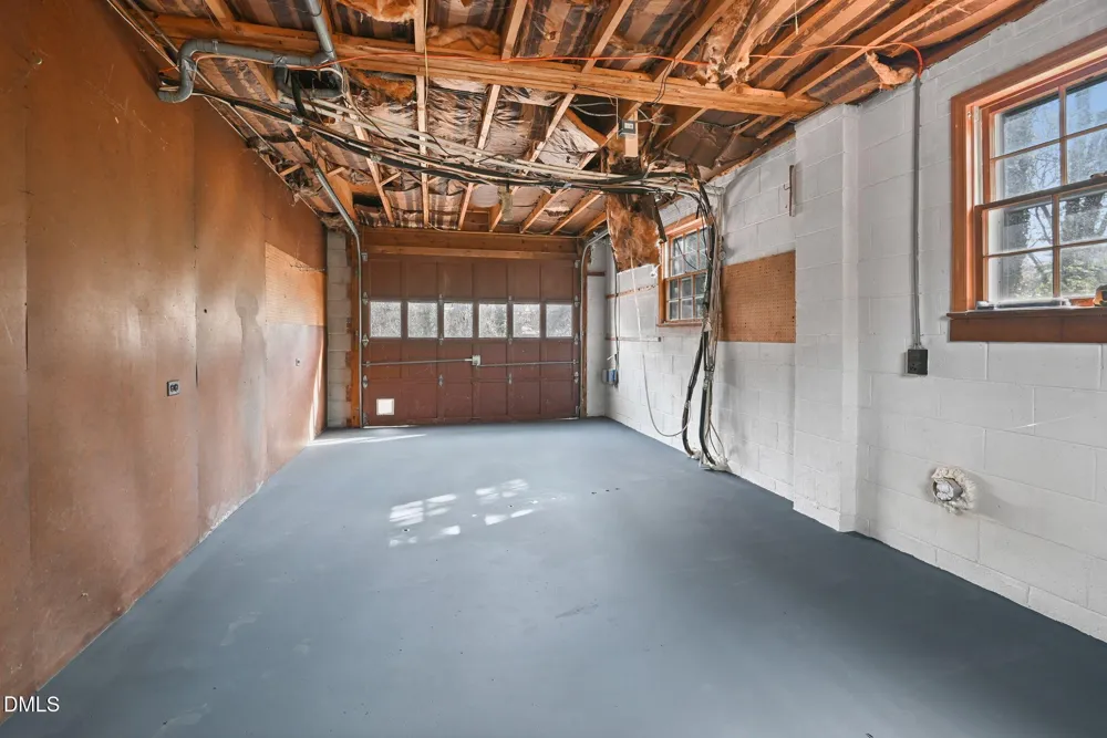 624 Brentwood Court Winston-Salem, NC 27104