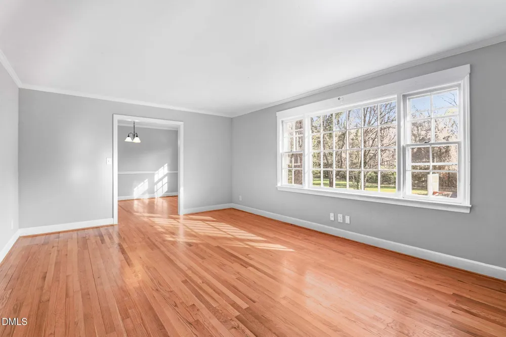 624 Brentwood Court Winston-Salem, NC 27104
