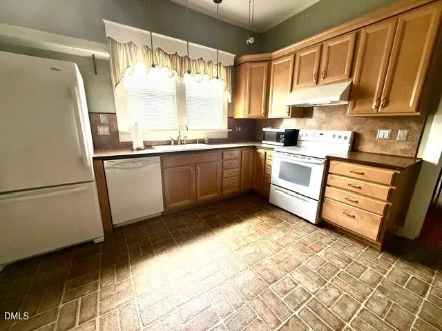 106 High Street Oxford, NC 27565