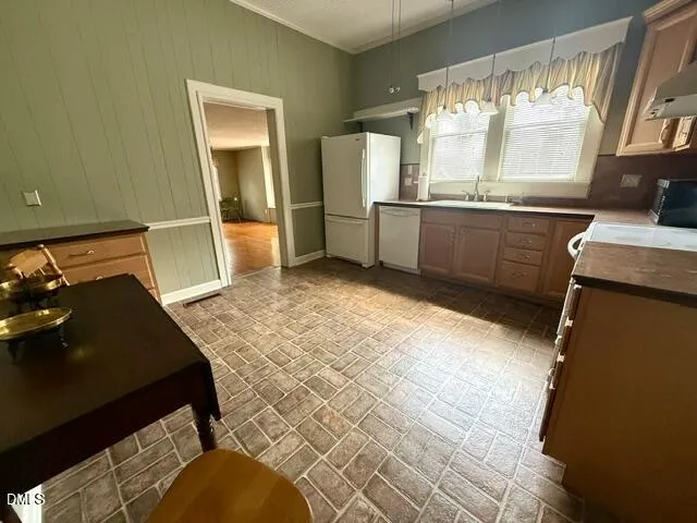 106 High Street Oxford, NC 27565