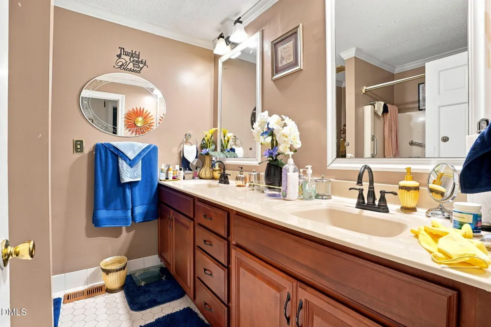 105 Brentwood Drive Wilson, NC 27893