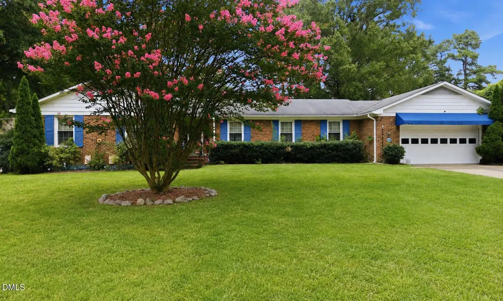 105 Brentwood Drive Wilson, NC 27893