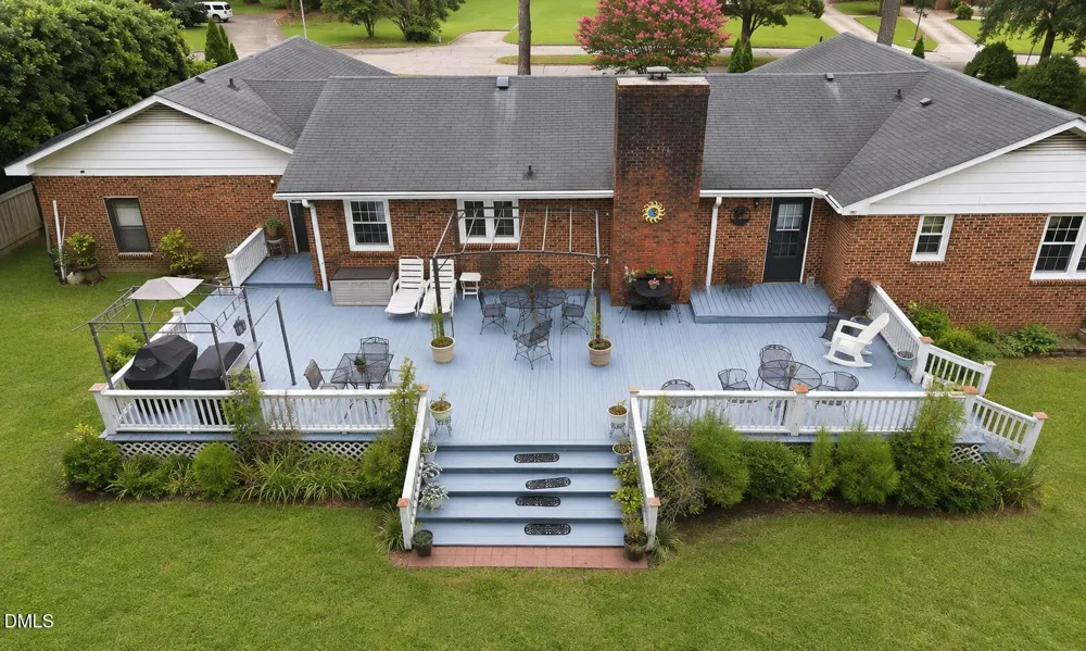105 Brentwood Drive Wilson, NC 27893