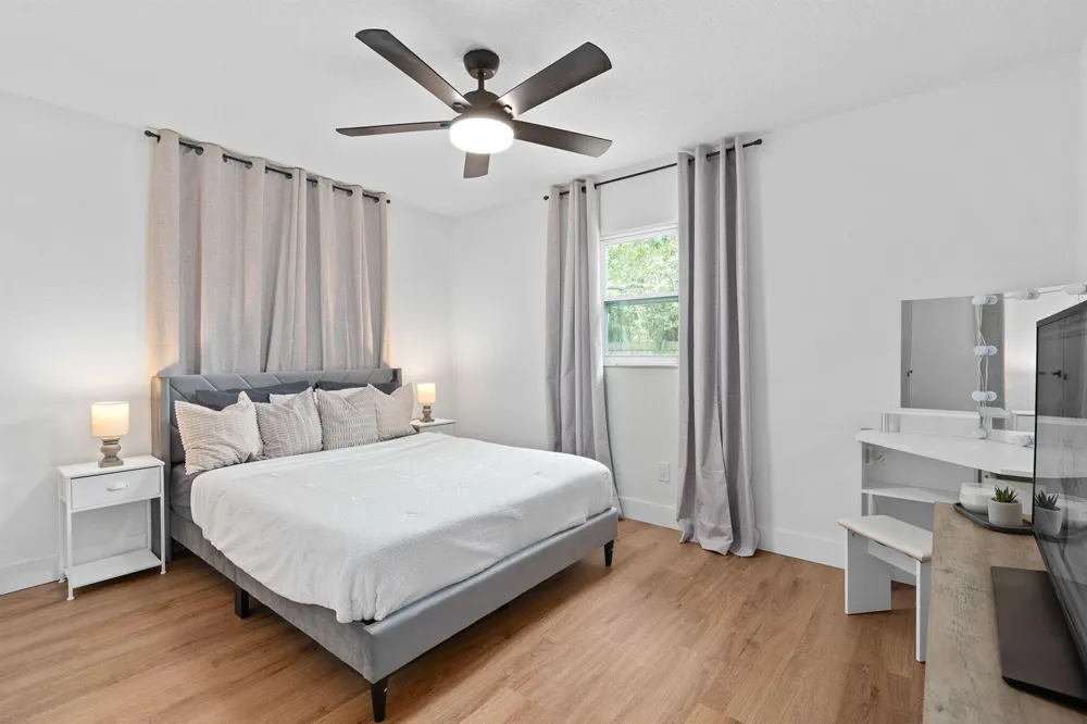 955 Tomes Court Orlando, FL 32825