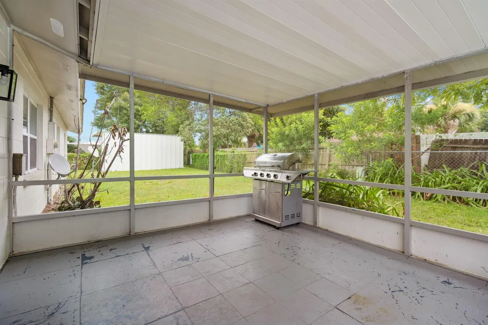955 Tomes Court Orlando, FL 32825