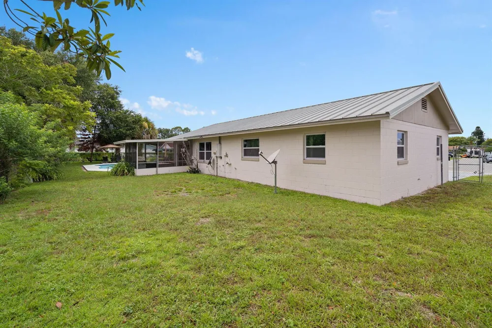 955 Tomes Court Orlando, FL 32825