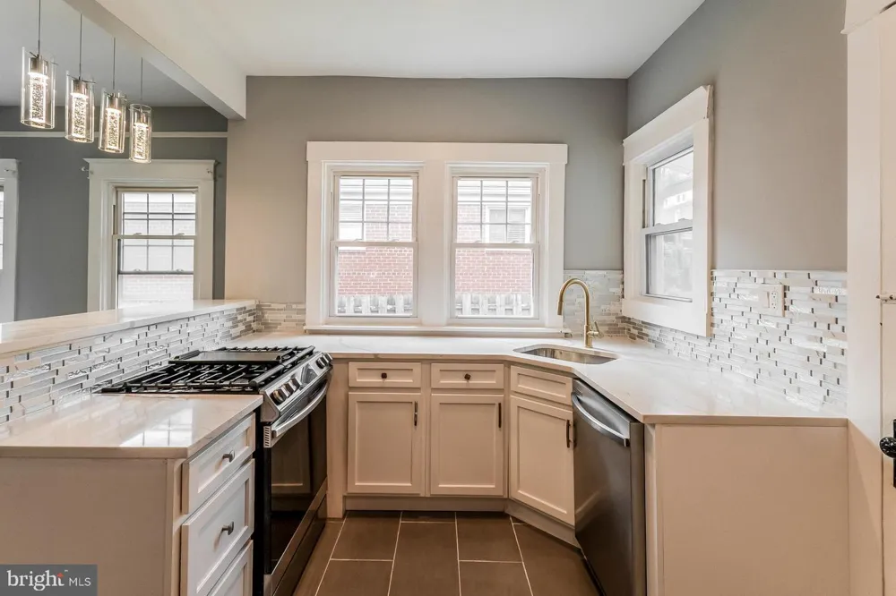 2838 MYRTLE AVENUE NE Washington, DC 20018