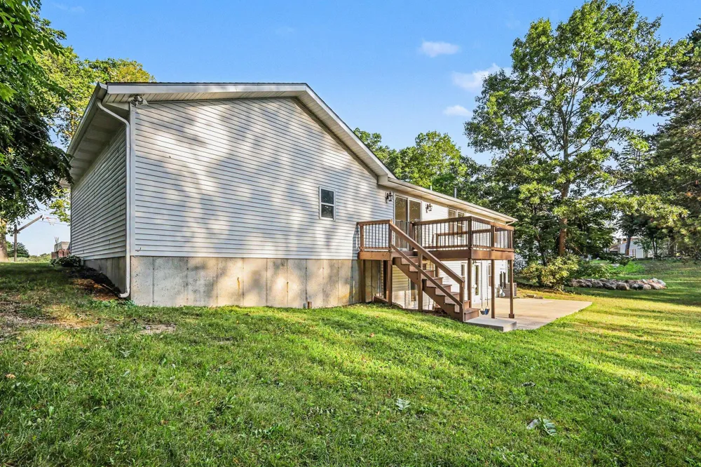 4372 Hunsberger Avenue NE Grand Rapids, MI 49525