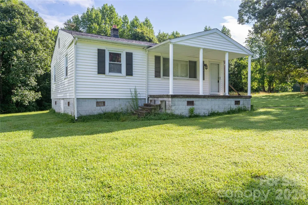 614 W Westview Street Gastonia, NC 28052