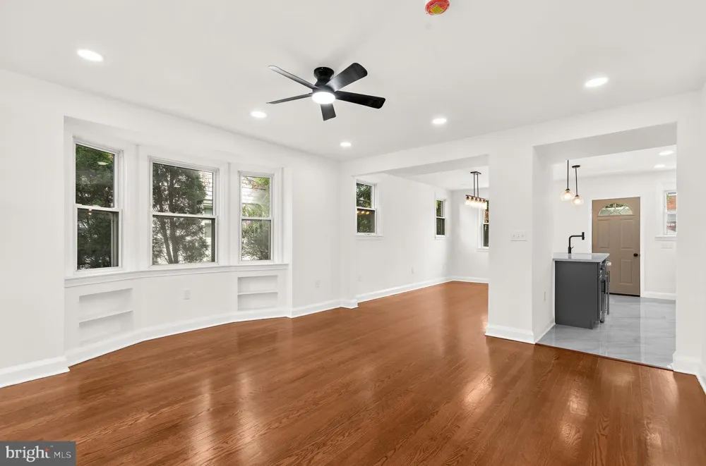 208 BURKE AVENUE Baltimore, MD 21286