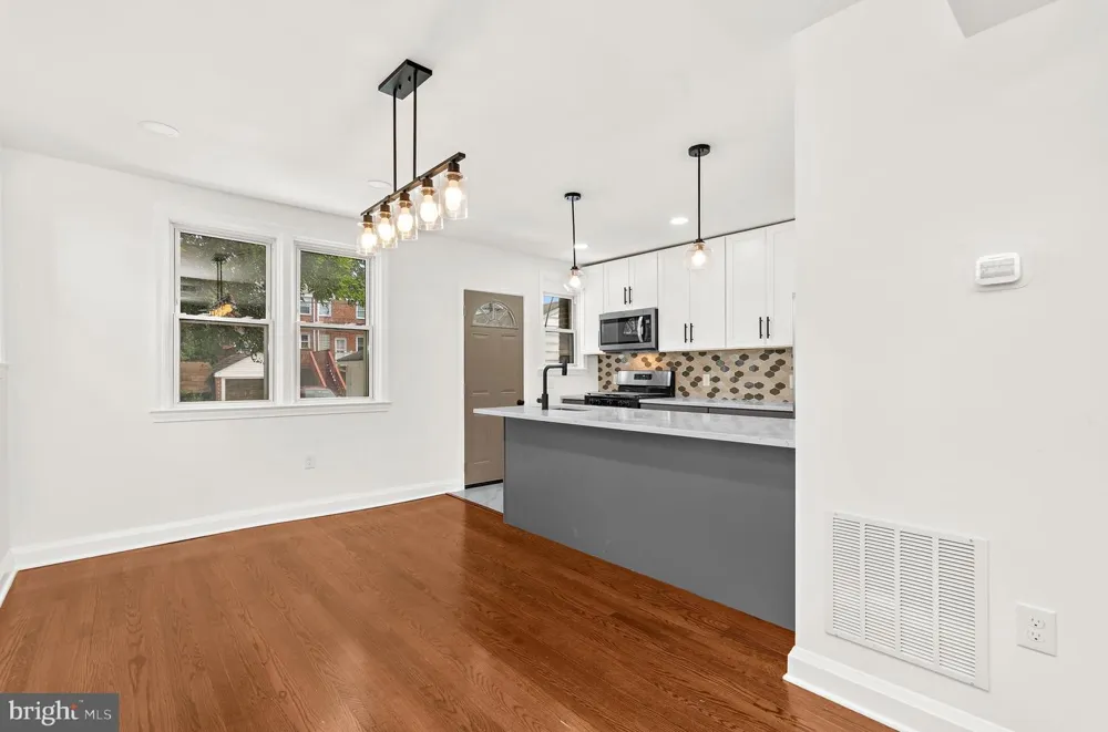 208 BURKE AVENUE Baltimore, MD 21286