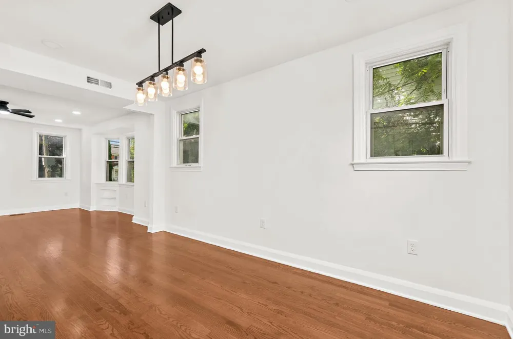 208 BURKE AVENUE Baltimore, MD 21286