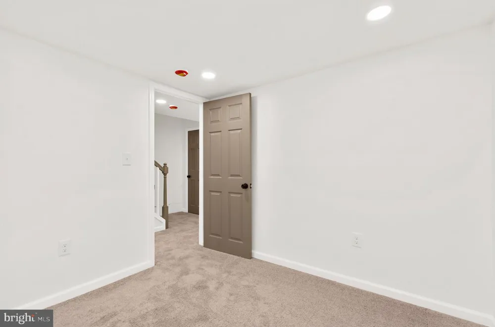 208 BURKE AVENUE Baltimore, MD 21286