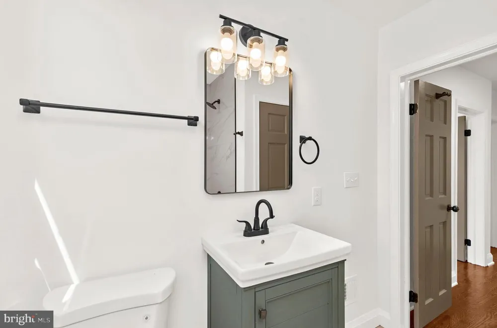208 BURKE AVENUE Baltimore, MD 21286