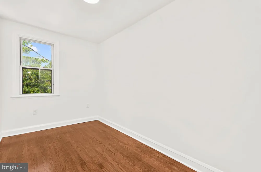 208 BURKE AVENUE Baltimore, MD 21286
