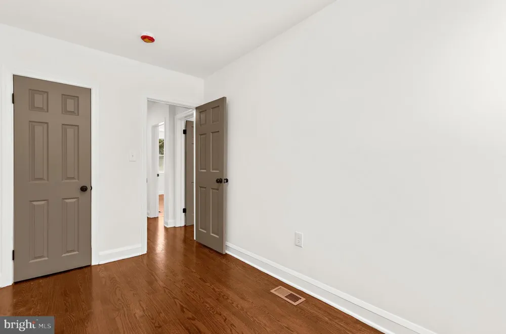 208 BURKE AVENUE Baltimore, MD 21286